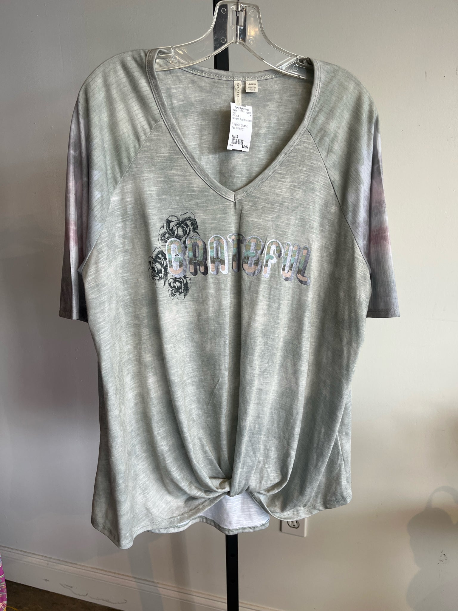 EST 1946 Plus Tops Size 14/16 Shirt