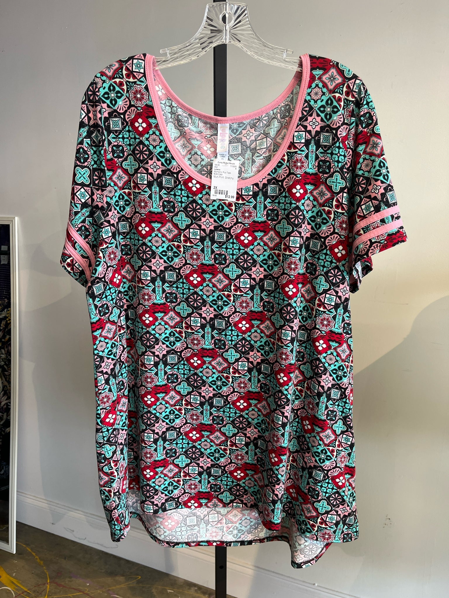 Lularoe Plus Tops Size 2X Shirt
