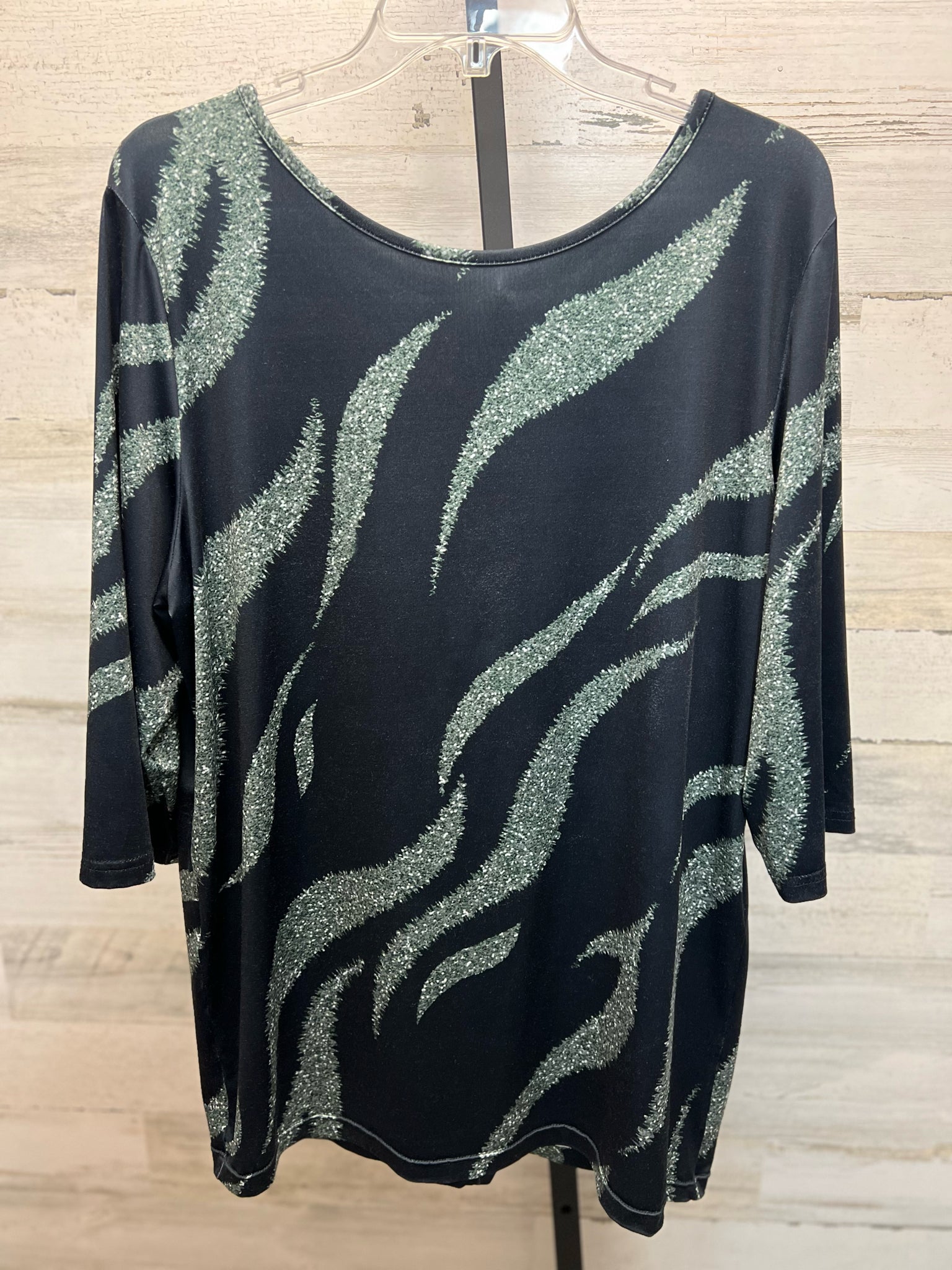 LILY Plus Tops Size 1X Shirt