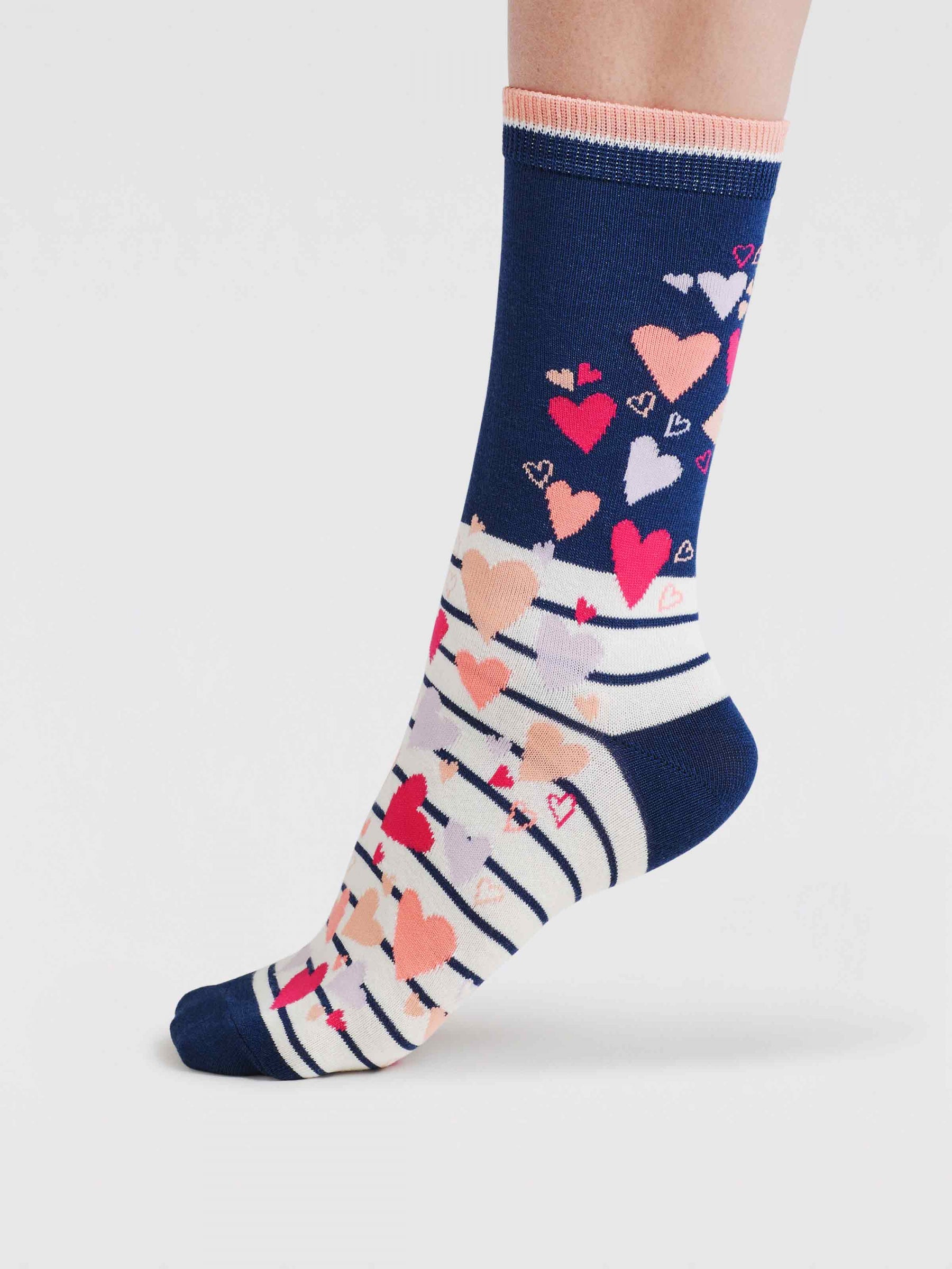Eva Love Hearts Bamboo 2 Socks Gift Bag - Multi