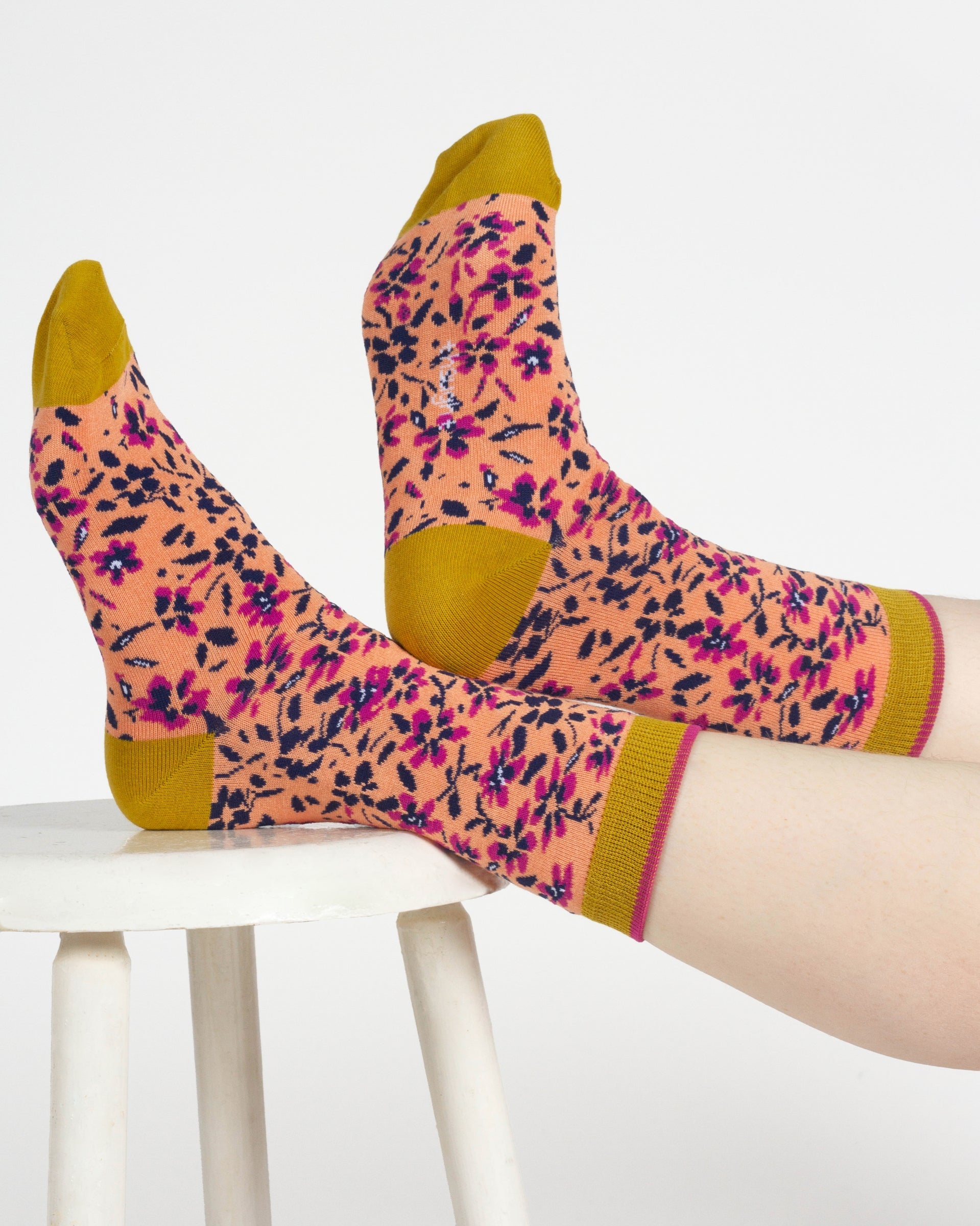 Floral Bamboo Gift Box of 4 Socks - Multi