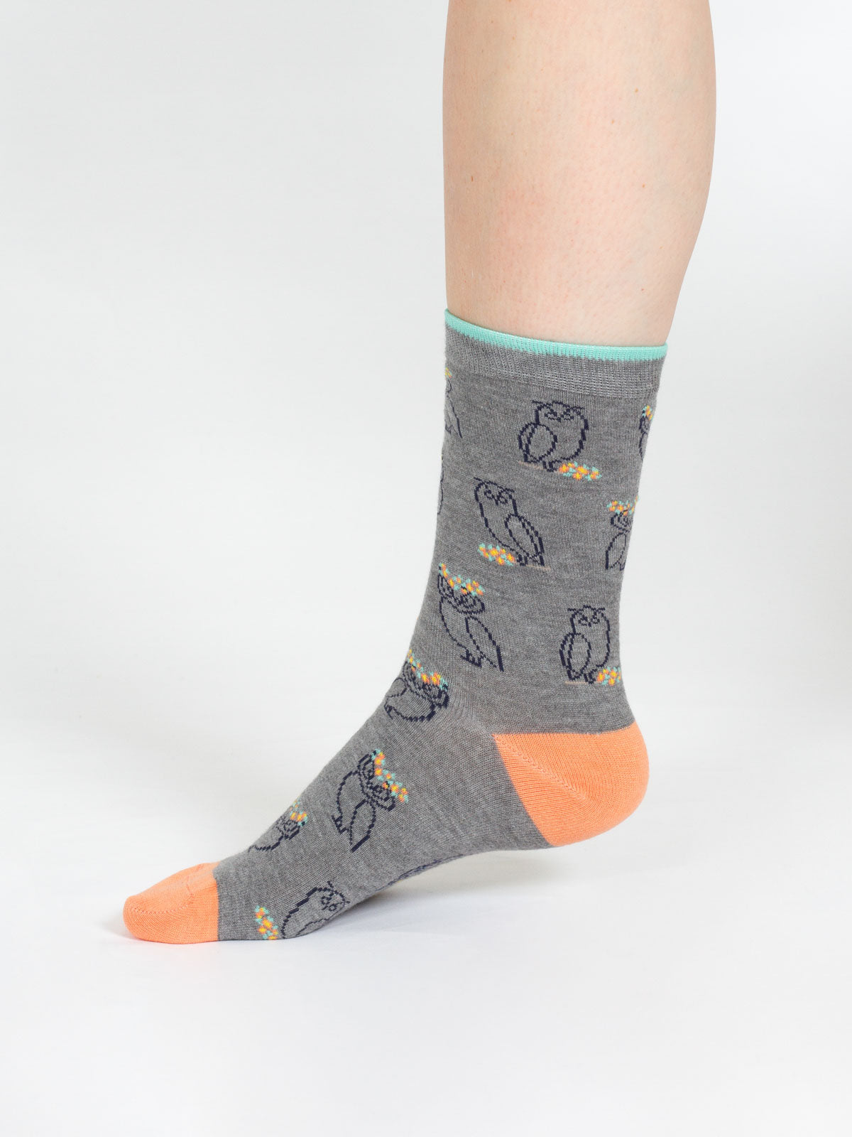 Outline Animal Bamboo Socks - Grey Owl