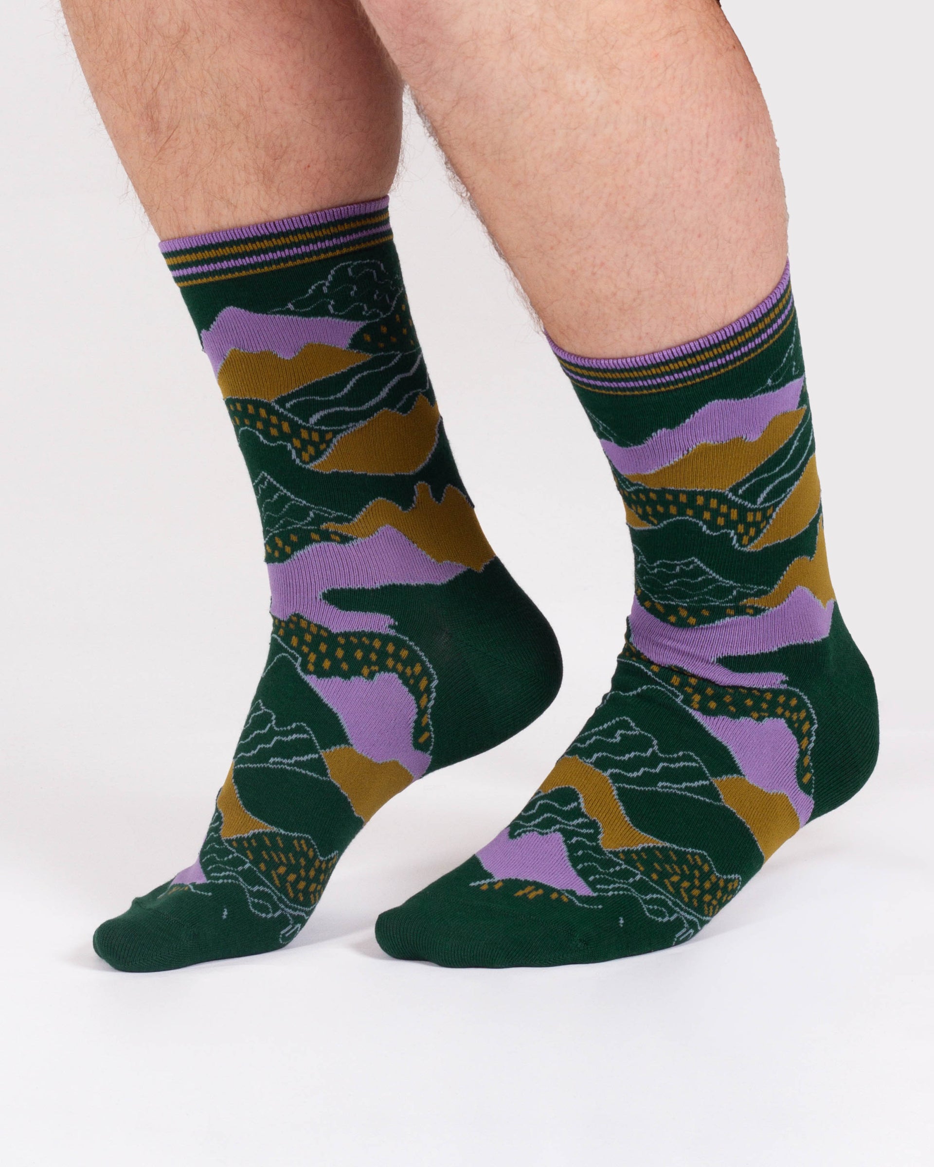 Mountain Range Bamboo Crew Socks - Green/Abstract